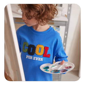 Jungen Shirt mit Message-Applikation - elektrisch blau